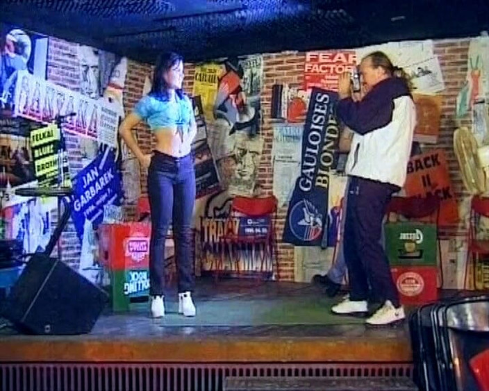 German's Young Babes: Yaramaz fotoğraflar çekmeyi seven Alman model