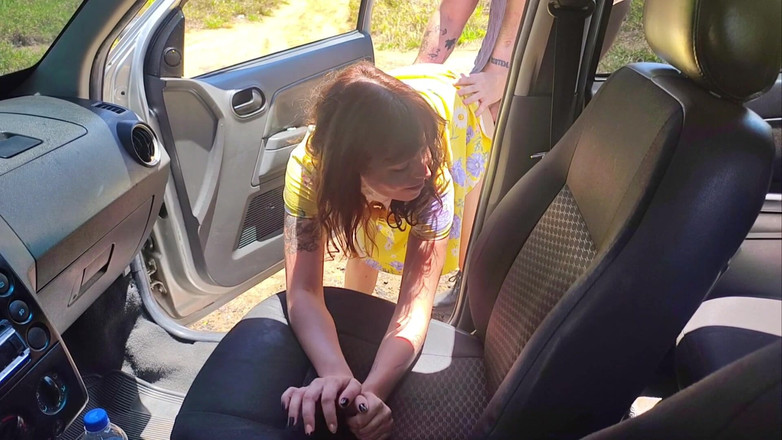 Carmona's films: La coppia va a campeggio a Halloween e sua moglie...