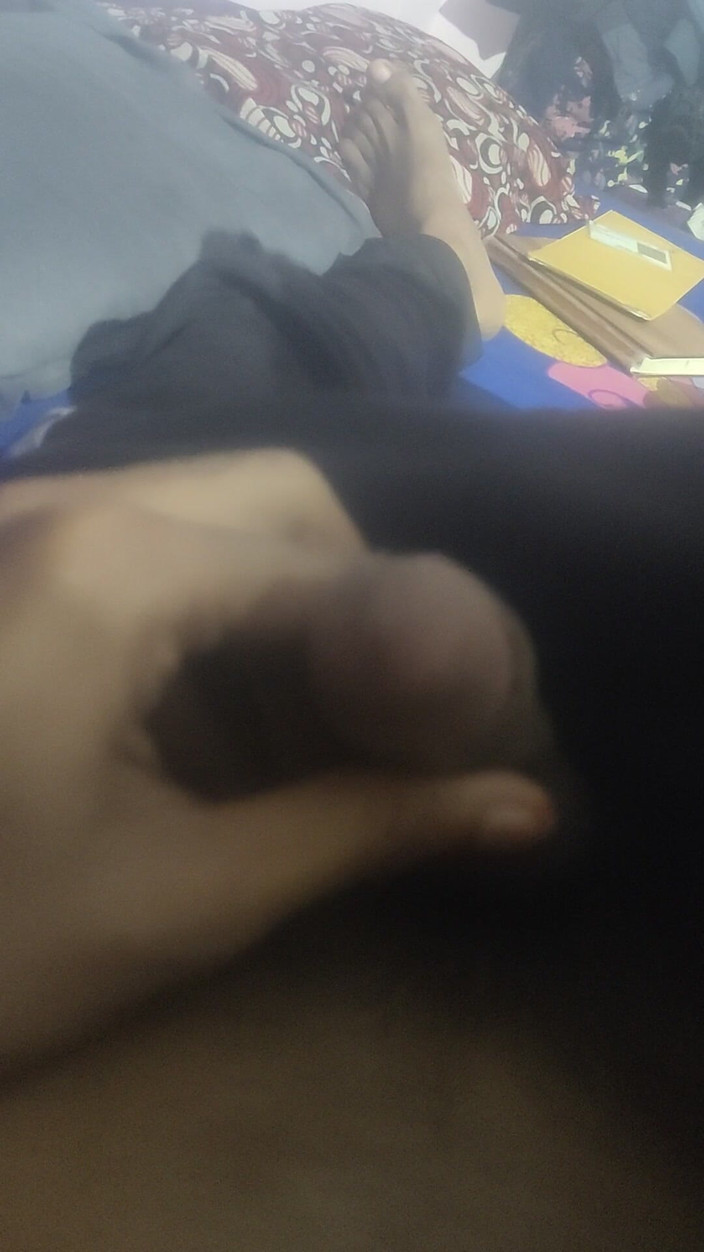 Gigolo Tv: ¿Hay alguien que pueda apagar mi sed?