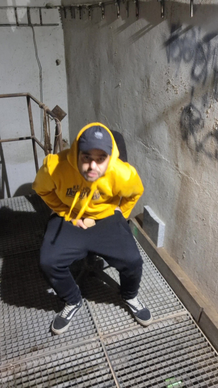jerkofflover: Kompilácia Sexy Videii Vo Vans Botach