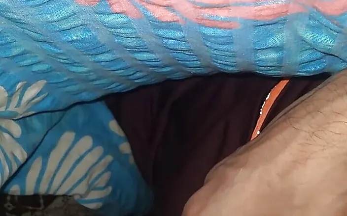 Hottypussy18: Cumming Inside My Blanket