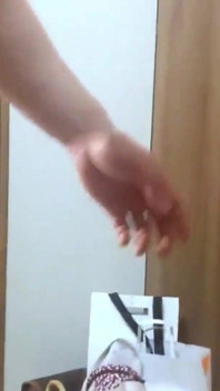 Služka v oblečení Gal