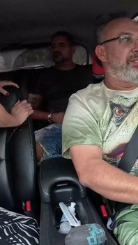 Alex Ferraz mengajak ibu mertuanya berkeliling dan mengambil alat kelamin dari keduanya dan akhirnya masuk DP - Mya MILF