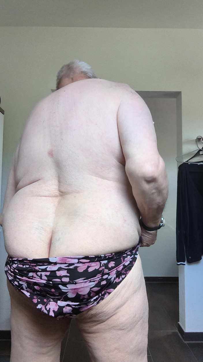 Karlchengeil: Wife's Flower Pantie and Belted