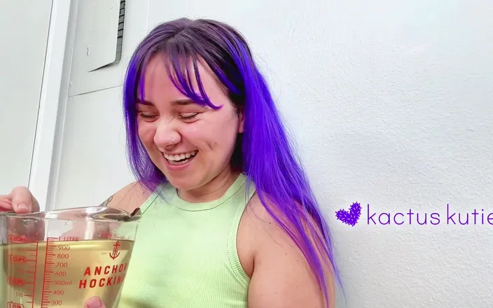 Kactus kutie: 1 Litre Bladder Capacity Challenge