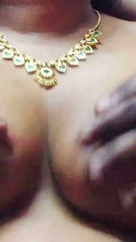 Sensual madrasta peituda
