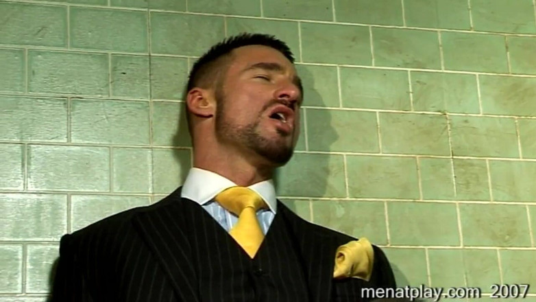 MenAtPlay: Interrogation 2