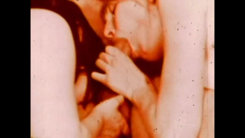 Vintage megastore: Děvky jedí šéfa