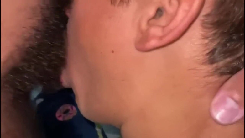 Leandro e Asafe: Sedím v houževce