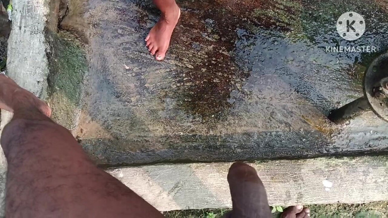 Nenika: Desi Bhabhi udělala penis tlustým, zatímco ho saje