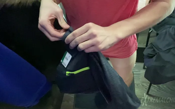 Extremalchiki: Locker Room Stepson's Cumshot