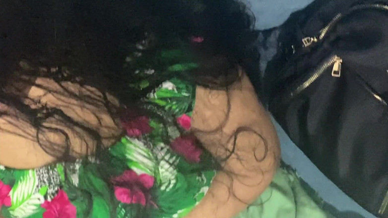 Arabicqueen: Indická tamilská teta Obrovská prsa a nosering je pro ni...