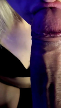 Styvsyster gjorde styvbroders kväll trevlig | Oral Creampie. Havet av spermier