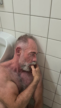 Bathroom Cruising