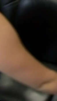 Cindy Loo adora fare sesso in ufficio e Michael Stefanos in ufficio è abbastanza perfetto