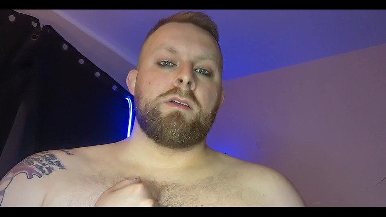 WolfgangWhite: En primer plano - chupas tu primera polla real, mariquita