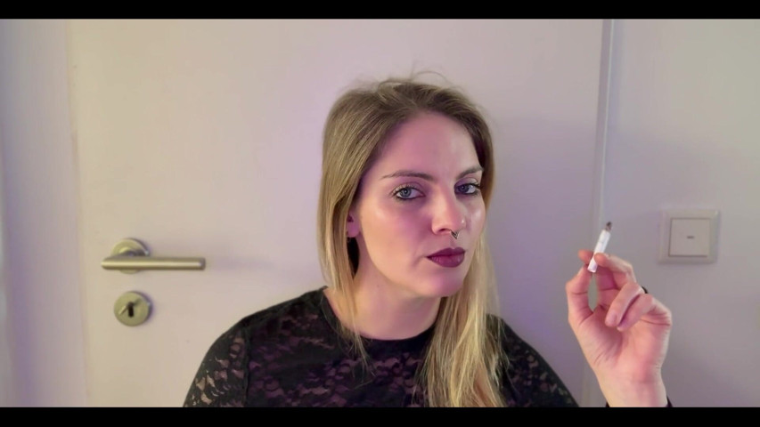 Close up Smoking in Black Lace (Naughty Natascha)