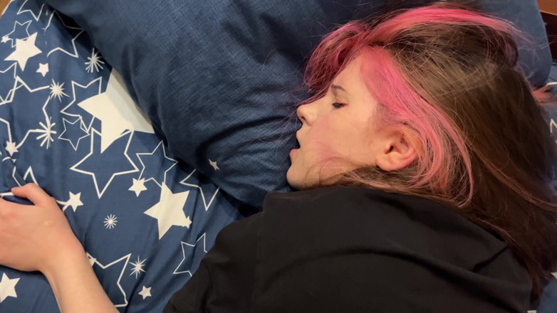 BubbleGum: My Girlfriend Is Addicted to Smoking and Her Favorite Dick