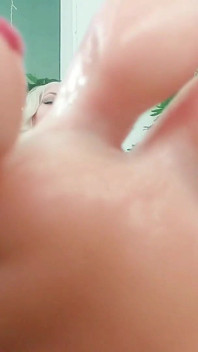 Fußfetisch und WICHs-video (arya Grander) domina pOV