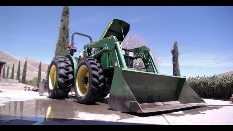 Joe Iandola: Tractor Chaturbate Show