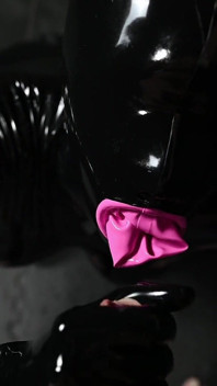 Kondommask blowjob