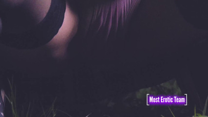 Most Erotic Girl: Ze vindt het heerlijk om buitenshuis te pissen