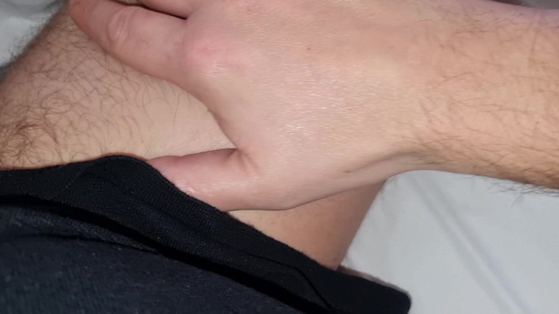 Alexander Audran: Amatör sabah boşalması | Sert bir yarakla uyandım - ve uzun bir...