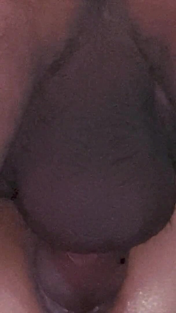 Jollyfuckingoldman: คุณนายบ้านข้างๆ แยกขา Part 13