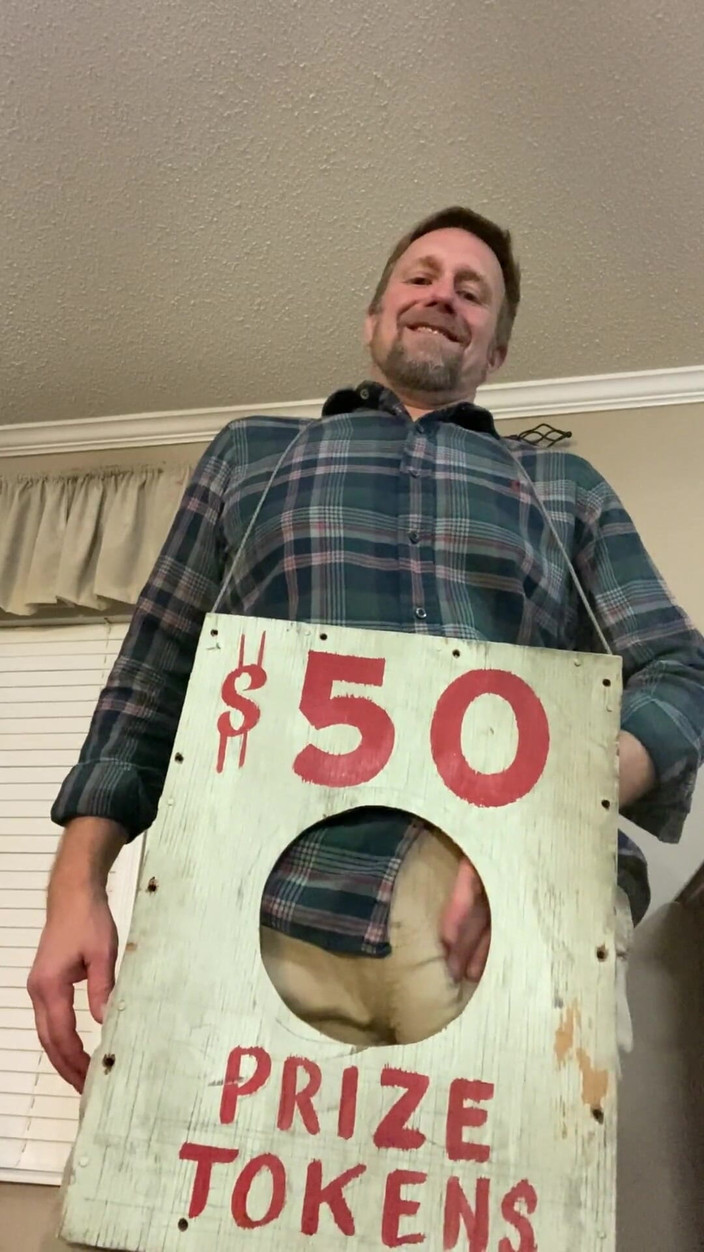 RealBigDill: Ateşli anne Brandy ve Tina'ya cadılar bayramı kostümümü gösteriyorum