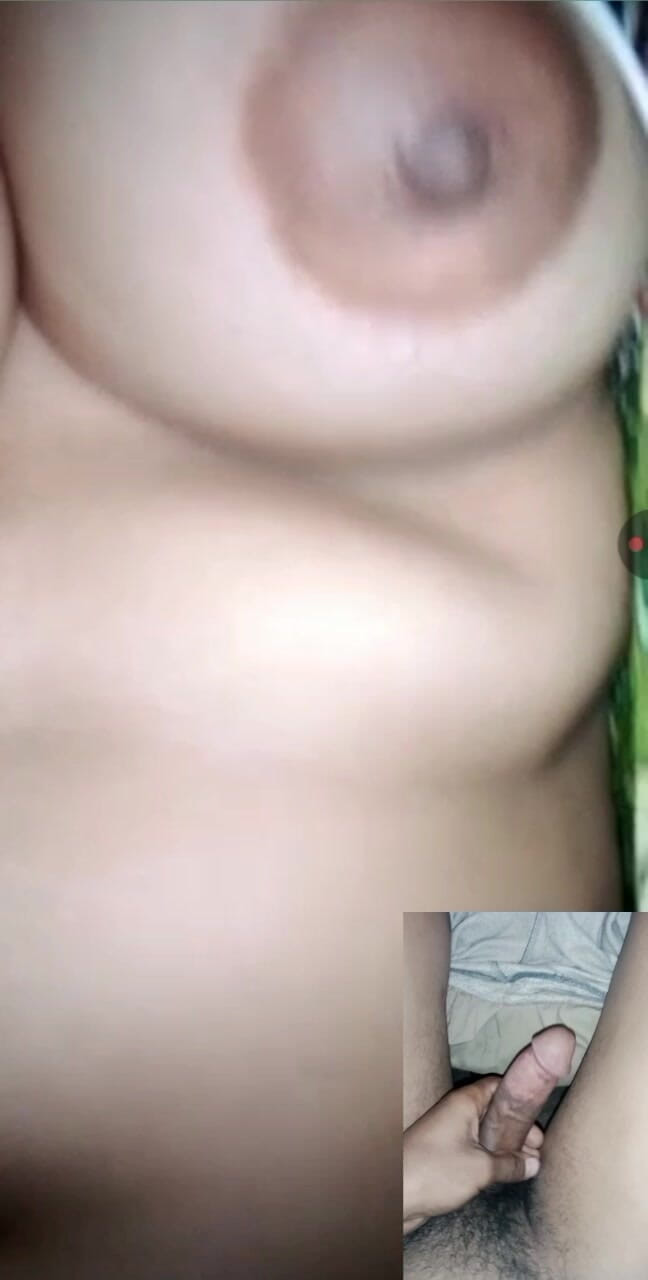 Hot hot video: Videochiamata indiana