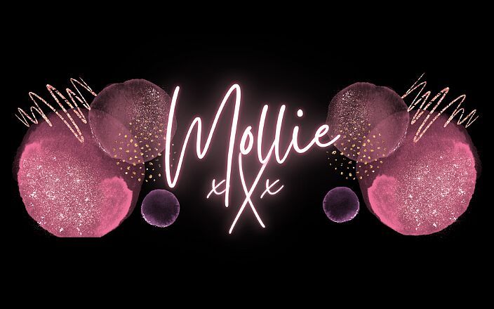MolliexXx: Mostrando mi coño un poco de amor