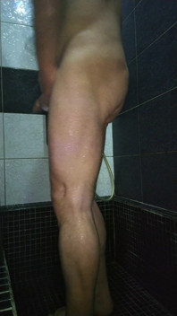 Stepdaddy Showering