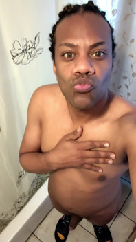 Jacking off in Shower