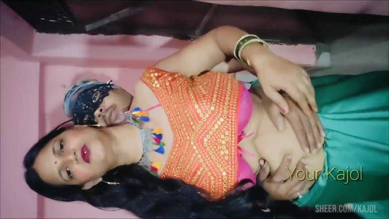 Lustykajolbhabhi: Bhabhi's fucking in green saree in the month of Saavan