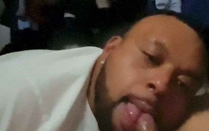 SloppyToppy: 朋友直男丈夫邀请我来崇拜他