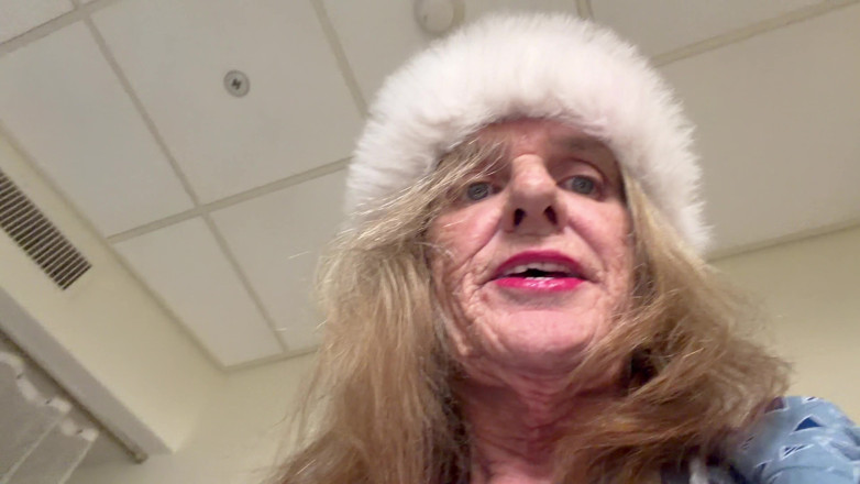 Lizzy Yum: Lizzy Yum Status Update 9