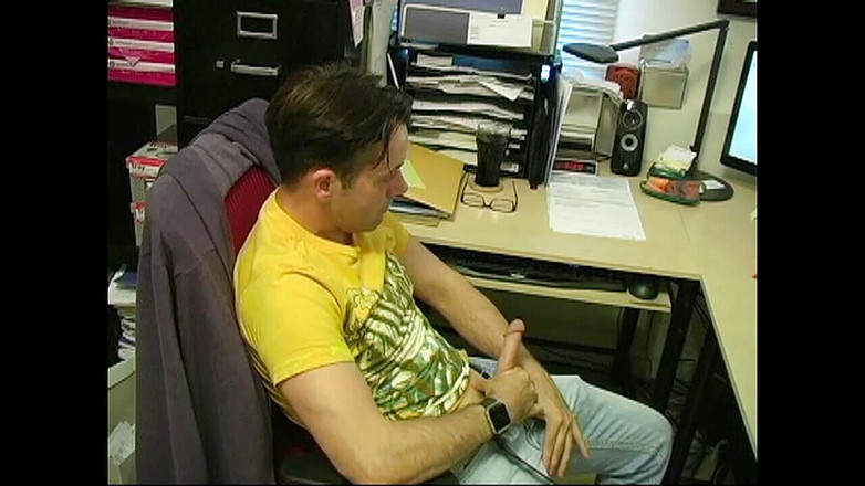 The Great Canadian Male: अतीत से एक विस्फोट - ej5