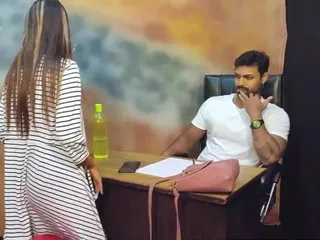 Casting Couch - une belle adolescente innocente se fait sodomiser pour la première fois