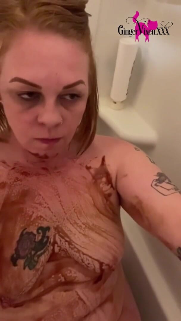 GingerVixen.XXX: Baño de chocolate de pelirroja