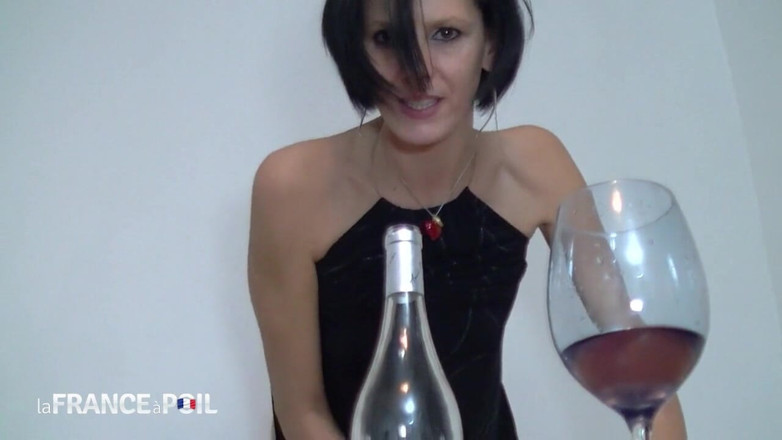 French Wives Offered: Sexy malá kozatá puma v kožených botách Sodomized