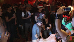 Kink Men Classics: Pesta natal gangbang Brian Bonds