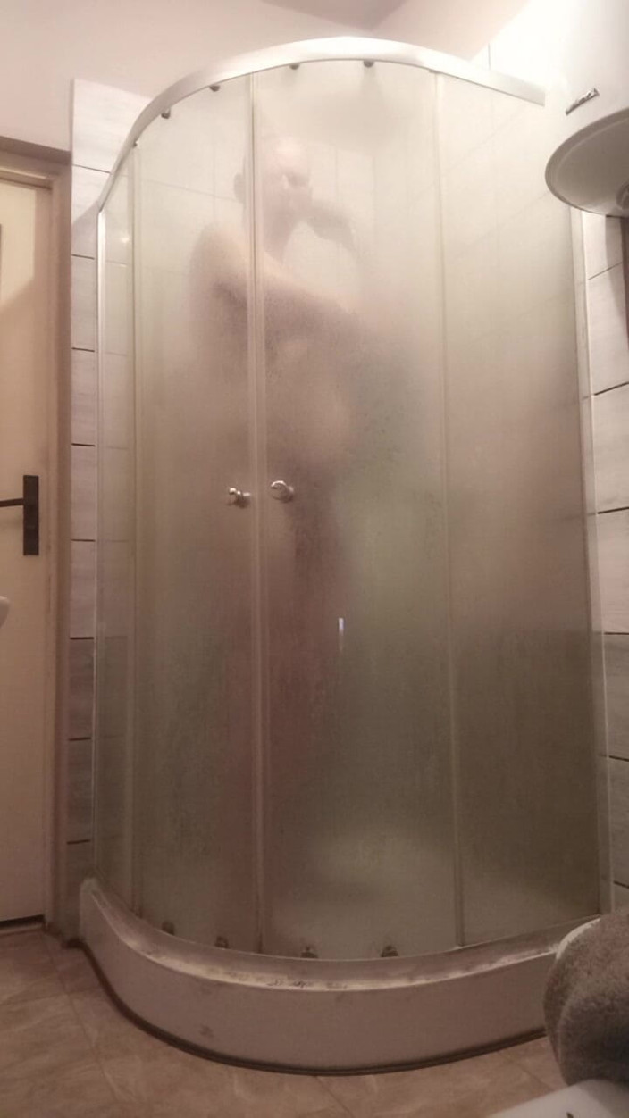 Tomis exi: kompiel