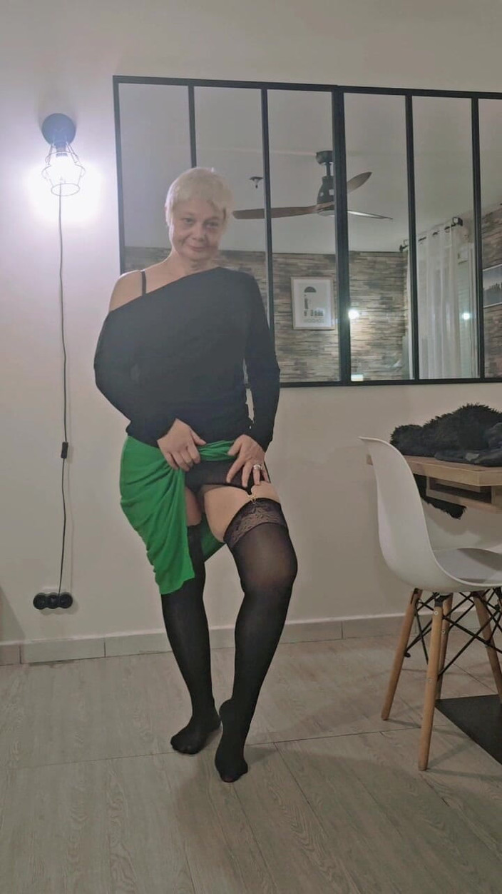 Sofy13: Mic striptease pentru tine, draga mea, sper să-ți placă