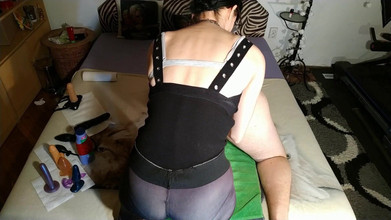 Beth Kinky: Beth kinky - sexy domina klafft anal &doppelter faustfick sklavin teil 1 HD