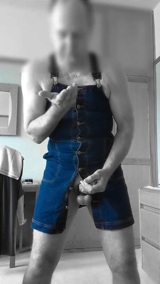 Bellhead: Pinafore delight