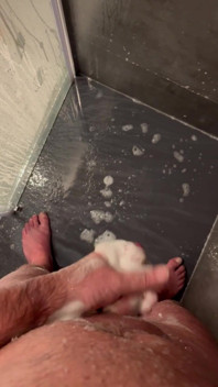 Jerked off in the Hotel Shower