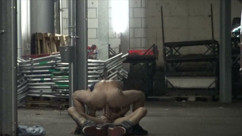 Ass Twink destroyed by older: Cadela usada outoor cru em Exhib