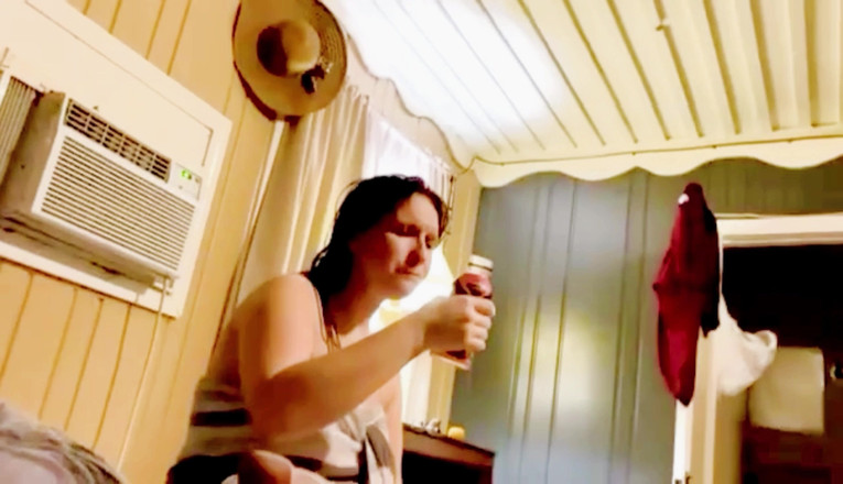 Gonna make you squirt: Mi tocco le palle del fotografo 55m lo stuzzica leccando le...