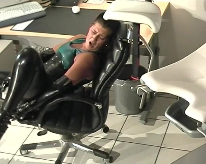 BB Video - Vintage Story: Alman orta yaşlı seksi kadın amatör solo kadın fetişi esmer...