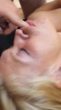 Anale milf diversiteit blonde kontneukende gangbang pikken van alle kleuren neuken kont en spew sperma